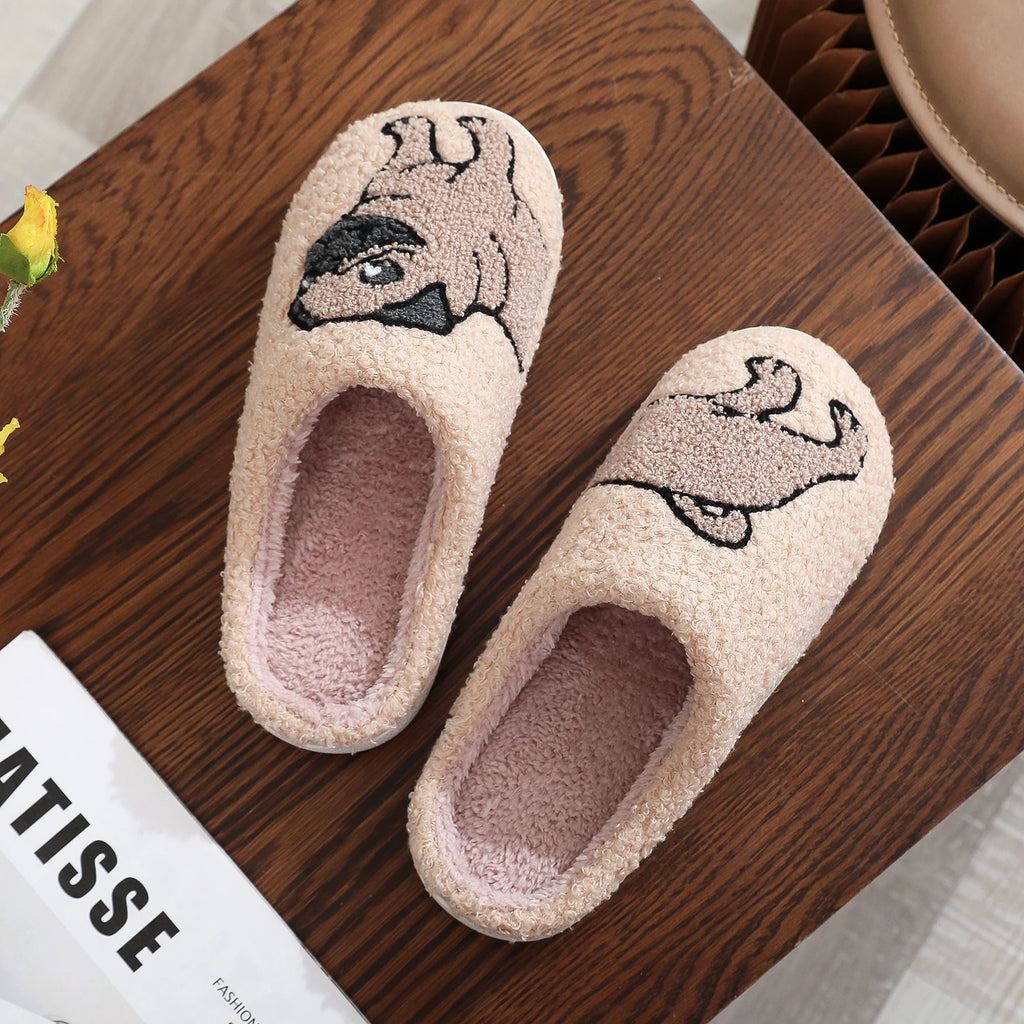 Pantufa pug dog