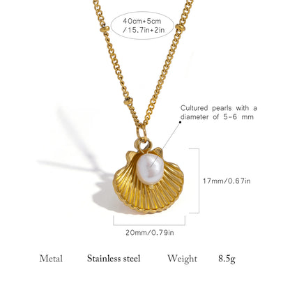 Colar Concha Perolada Banhado em Ouro 18K