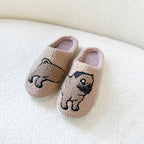 Pantufa pug dog